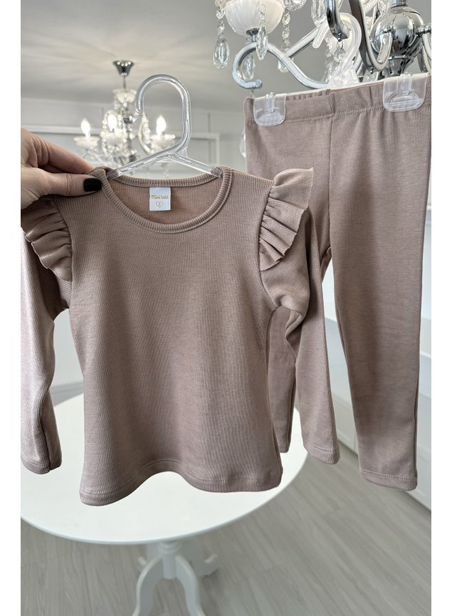 conjunto em ribana canelada babado nude marron manga longa aa