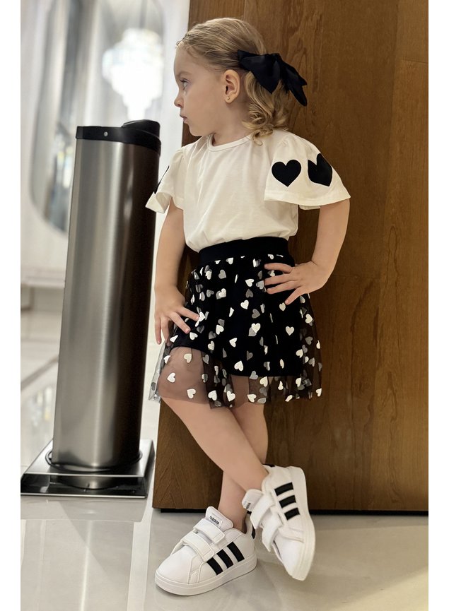 conjunto menina tule coracoes 3d preto branco blusa shorts saia infantil