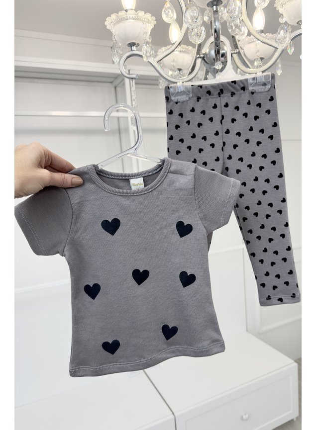 conjunto manga curta blusa menina infantil calca coracao preto cinza chumbo miniconceito b