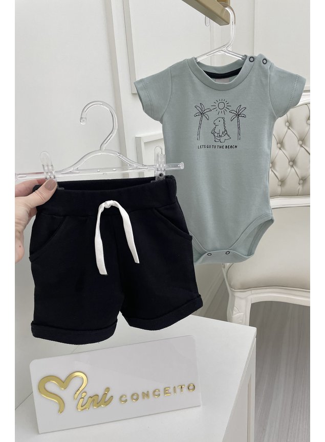 Conjunto menino infantil miniconceito body shorts bermuda verde preto
