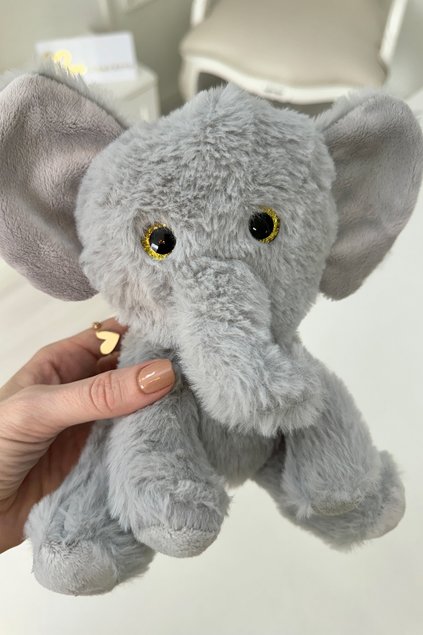 elefante pelucia