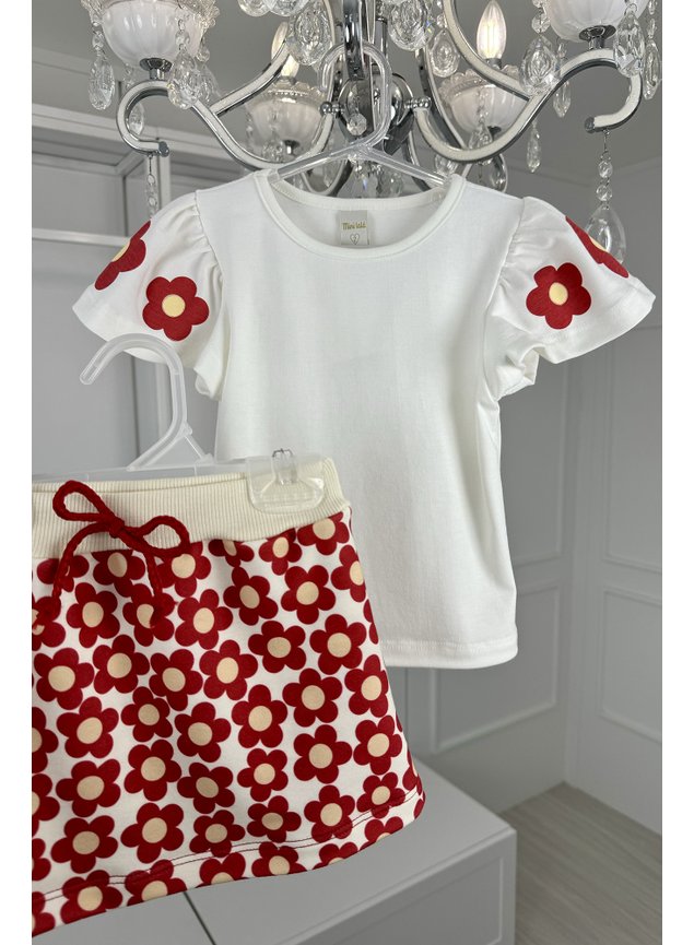 conjunto shorts saia flores blusa manga curta estampada amarelo off vermelho menina infantil miniconceito g