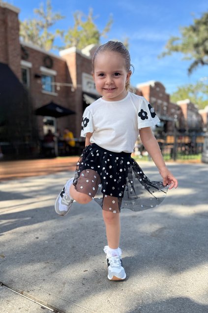 conjunto tule flores prata preto menina infantil miniconceito blusa shorts saia tule n 1